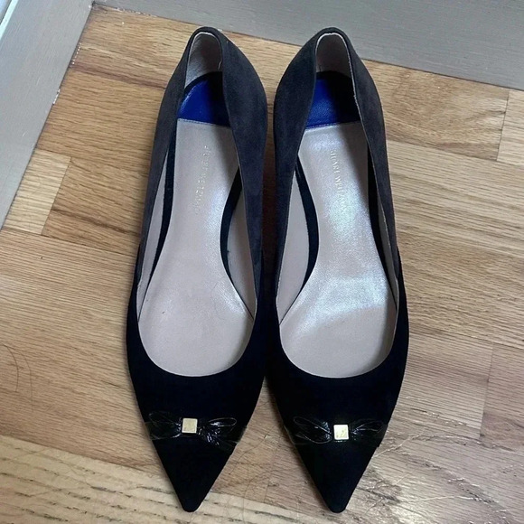Stuart Weitzman Winn Kitten Heel Two-Tone Bow Pumps Suede Black Grey size 7 - Picture 3 of 8